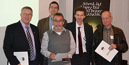 Ehrungen [Bild: Kreuzbund Mainz ehrt Gro�-Gerauer Weggef�hrten f�r 10 Jahre Mitgliedschaft]