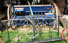  Osterfreizeit 2009, Seite 2 (Bild: Altes Ackerger�t)