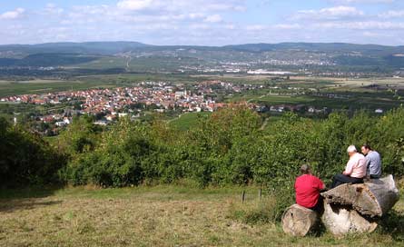 Männerseminar 2009 (Bild: Blick ins Tal zum vergrößern aufs Foto klicken)