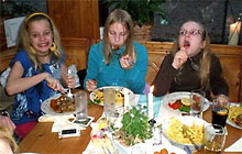  Osterfreizeit 2010 (Bild: Den Kids schmeckts)