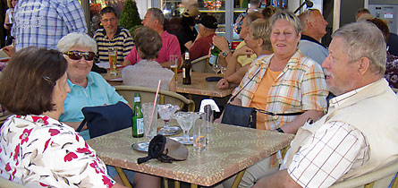 Ausflug nach Heidelberg (Bild: Zum Abschluss muss es schon ein Eis sein!)