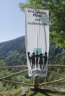  Berichte (Bild: Die Fahne h�ngt)