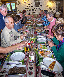  Vogesen 2012 (Bild: Abschiedsessen in der K�serei)