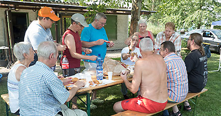 Grillfest / Jubiläum 2015 (Bild: Frühstück