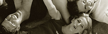 Angebote f&uuml;r junge Suchtkranke (Bild: eine Gruppe Jugendlicher)